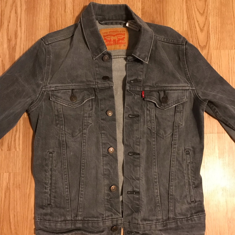 Grey levis denim jacket